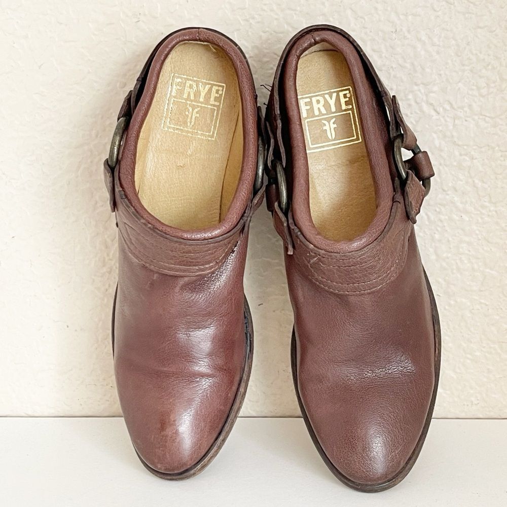 Frye Carson belted harness mule in Chocolate Brown  rounded toe 8.5 - Picture 13 of 14